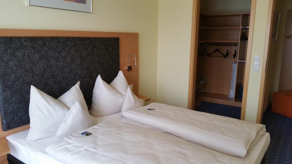 Hotel Ifen Вислох Экстерьер фото