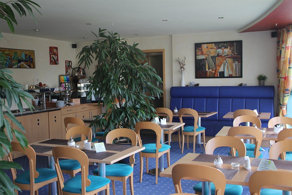 Hotel Ifen Вислох Экстерьер фото