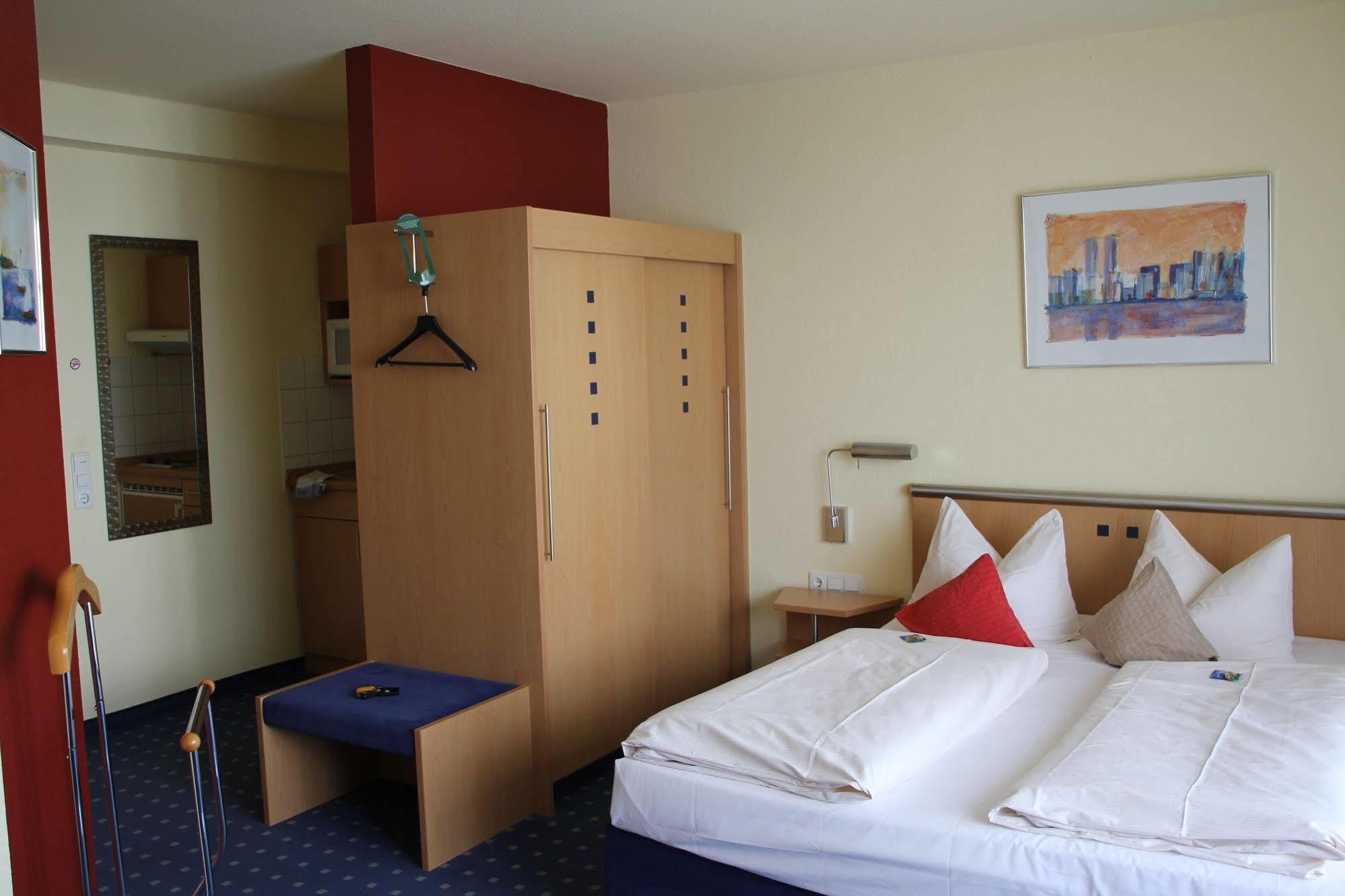 Hotel Ifen Вислох Экстерьер фото