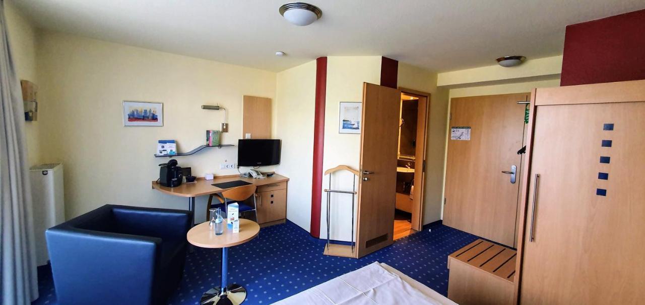 Hotel Ifen Вислох Экстерьер фото